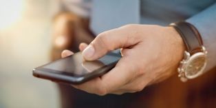 L'employeur peut consulter les SMS échangés par un de ses salariés avec son téléphone professionnel