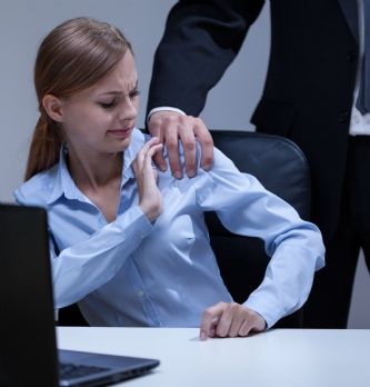 Transformation des organisations : Harcèlement sexuel en milieu professionnel : quel rôle pour les entreprises ?