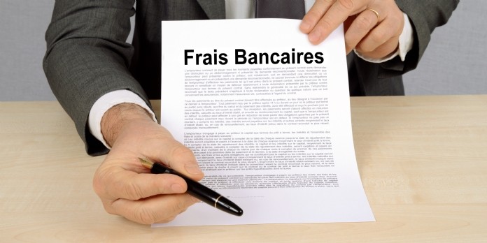 Faites la chasse aux frais bancaires !