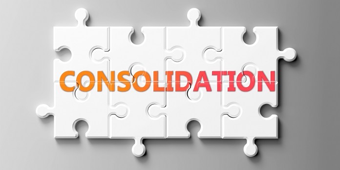Pourquoi la fonction de consolidation est souvent externalisée dans les groupes de moyenne taille ?