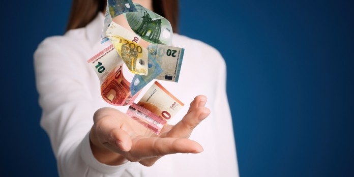 Rosaly veut simplifier l'avance sur salaire