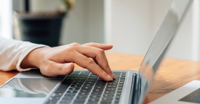 Le coffre-fort électronique pour bulletin de paie : obligations et avantages