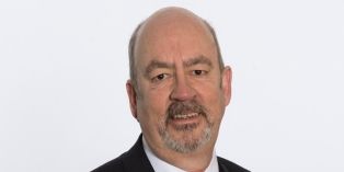 Métiers & Mouvements : Martin J. Naughalty devient directeur financier de NTT Com Security AG